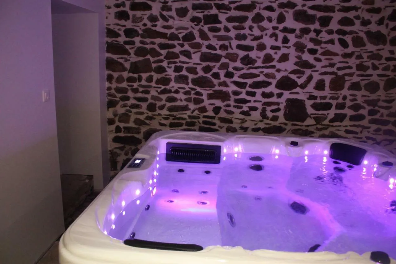 Au Belvedere De Choriol Villa Saint-Sauves-d'Auvergne Holiday home